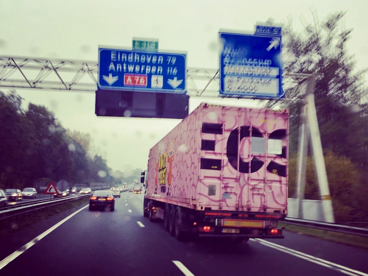 On the road from Frankfurt back to Zeebrugge.